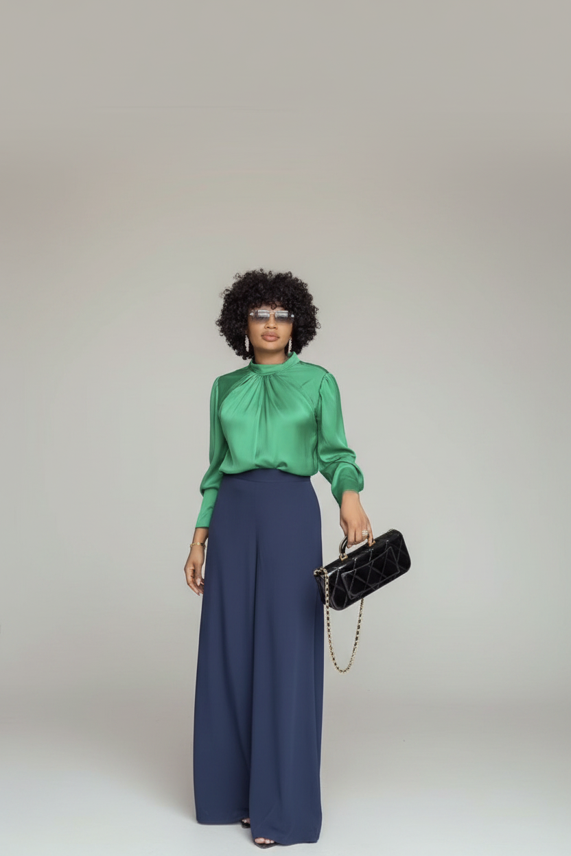 Blouse verte + pantalon marine - vue 3
