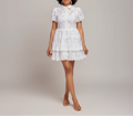 Robe blanche + tongs