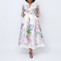 Robe florale avec mannequin fond blanc