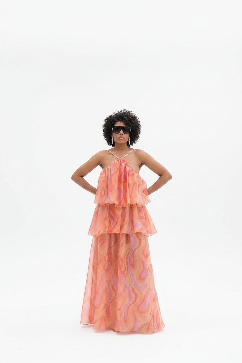 Robe Orange Pose Frontale